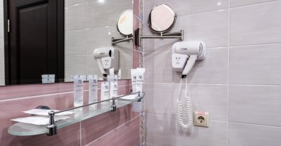 Стандартный однокомнатный двухместный номер с двуспальной кроватью